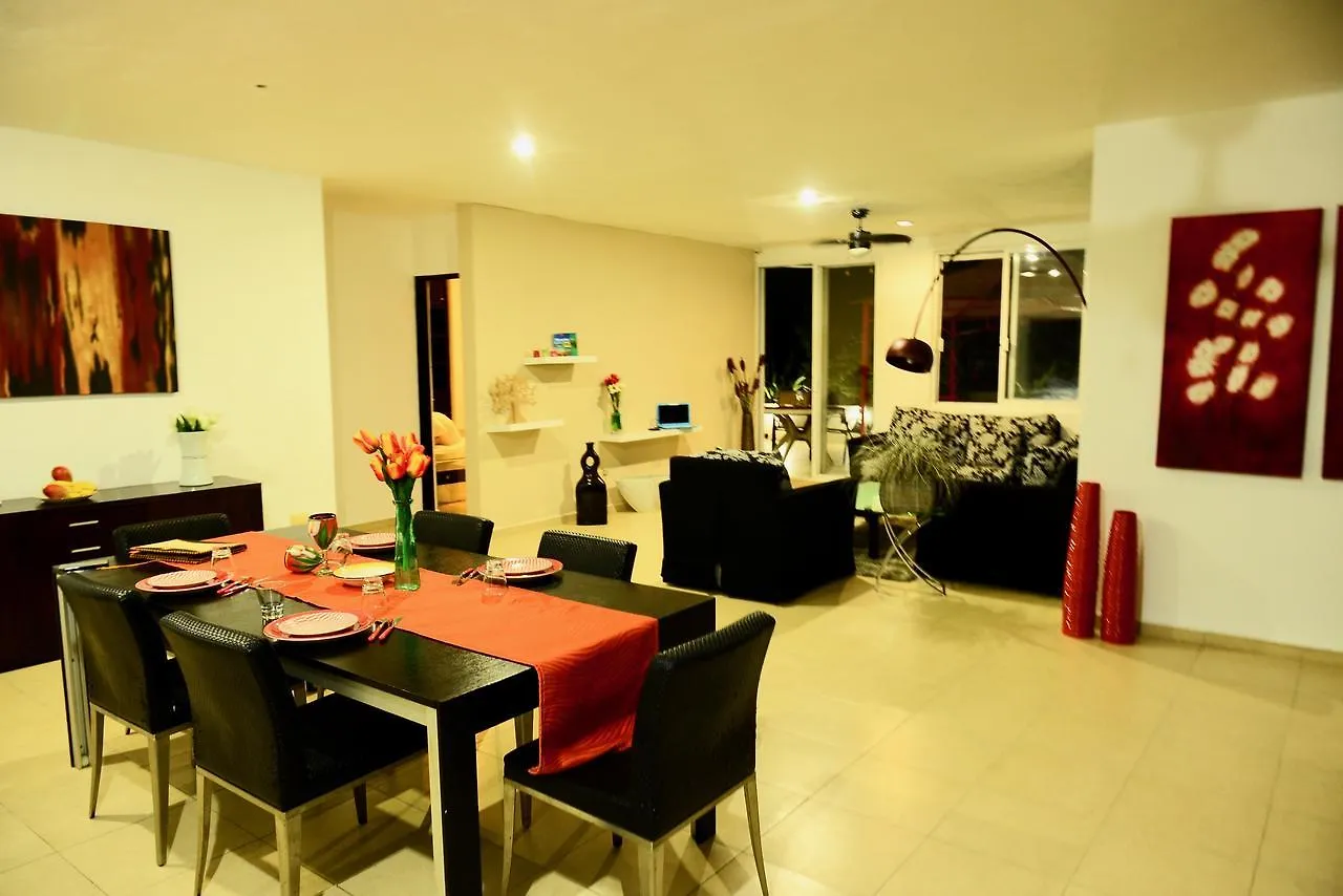 Casa Luna Playa del Carmen 0*,